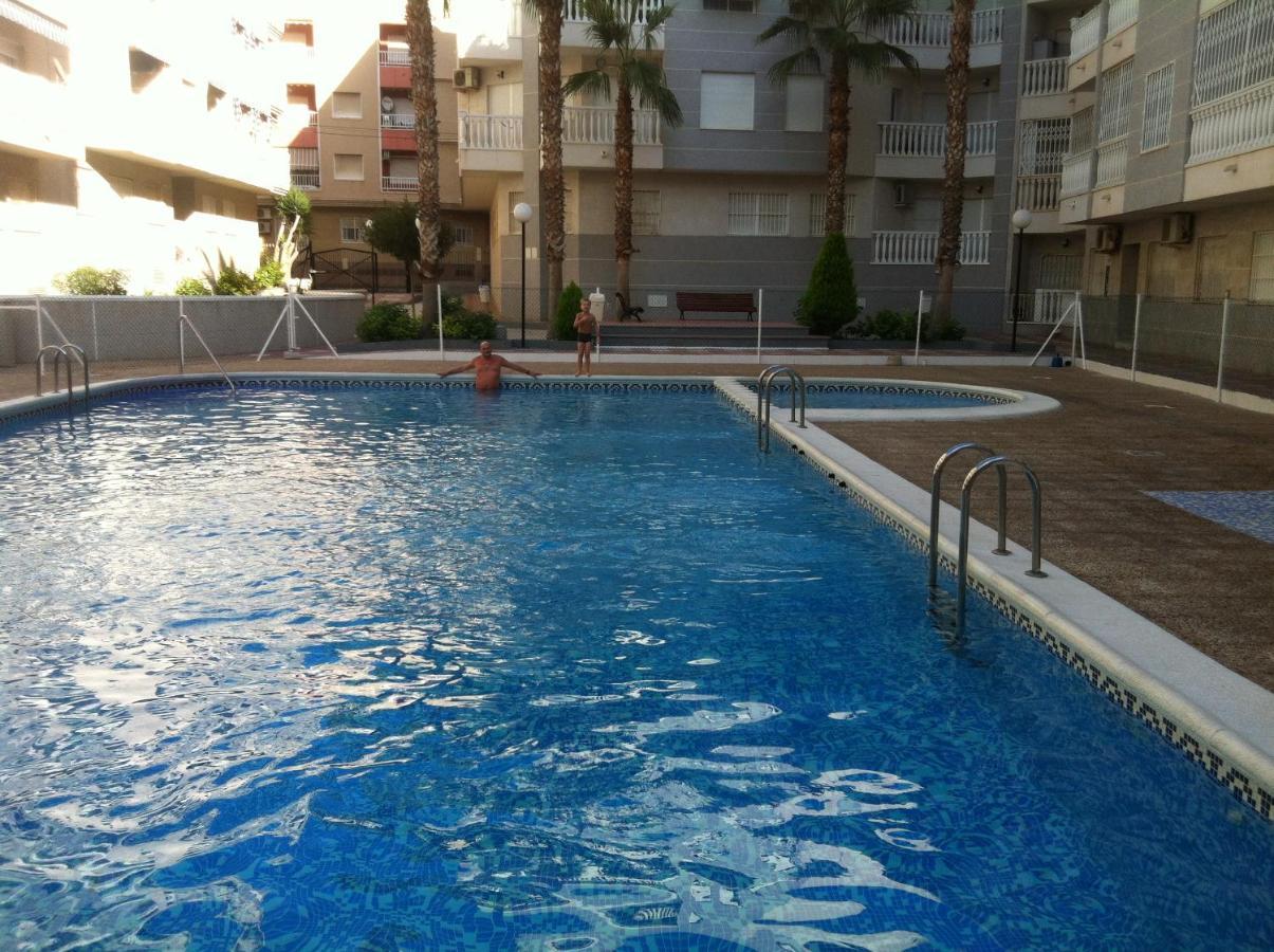Exceptionnel Appartement En Espagne Торевиеха Екстериор снимка